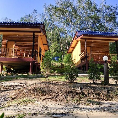 Baan Panseng Bungalow Ko Kut Buitenkant foto