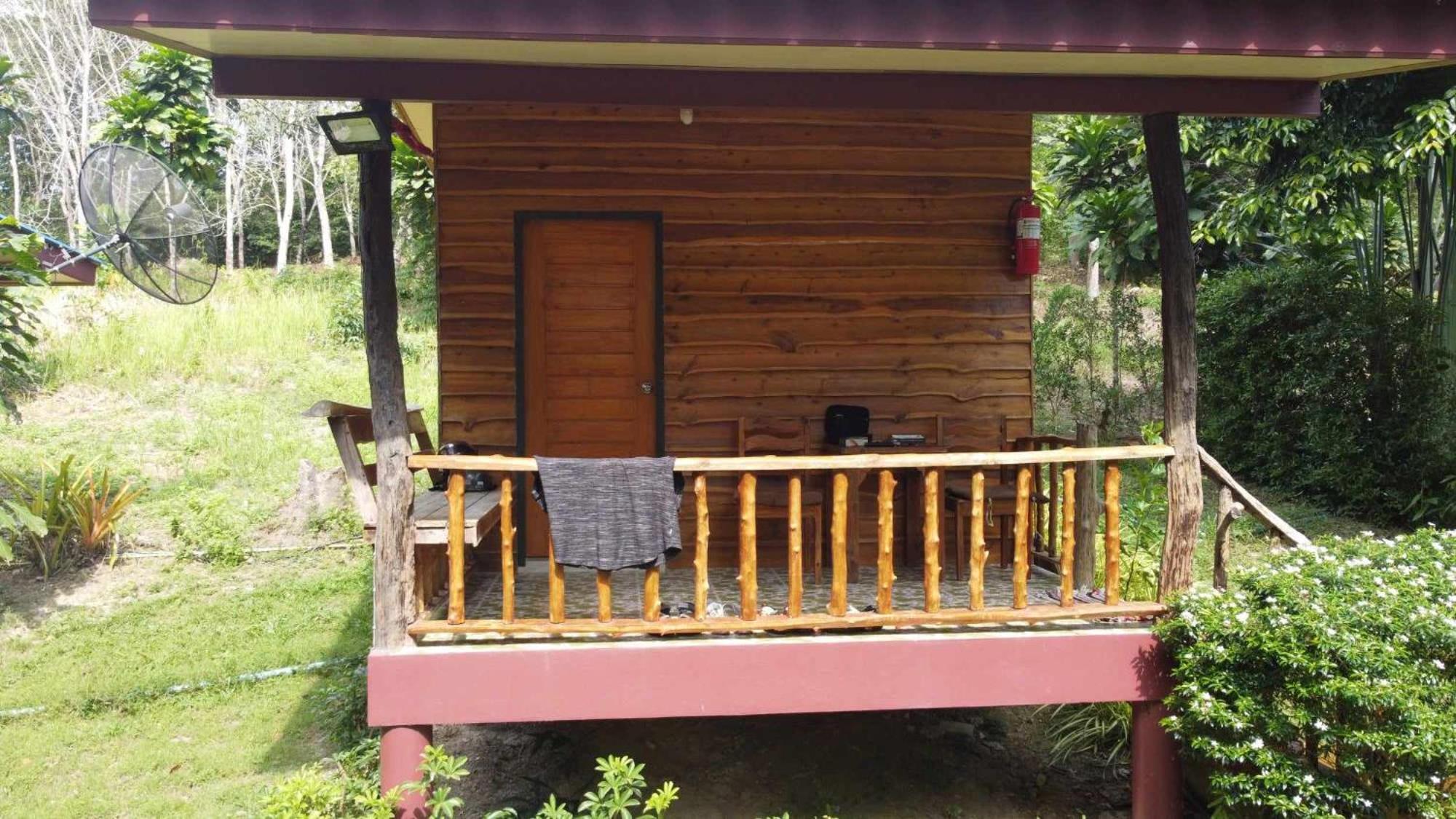 Baan Panseng Bungalow Ko Kut Buitenkant foto