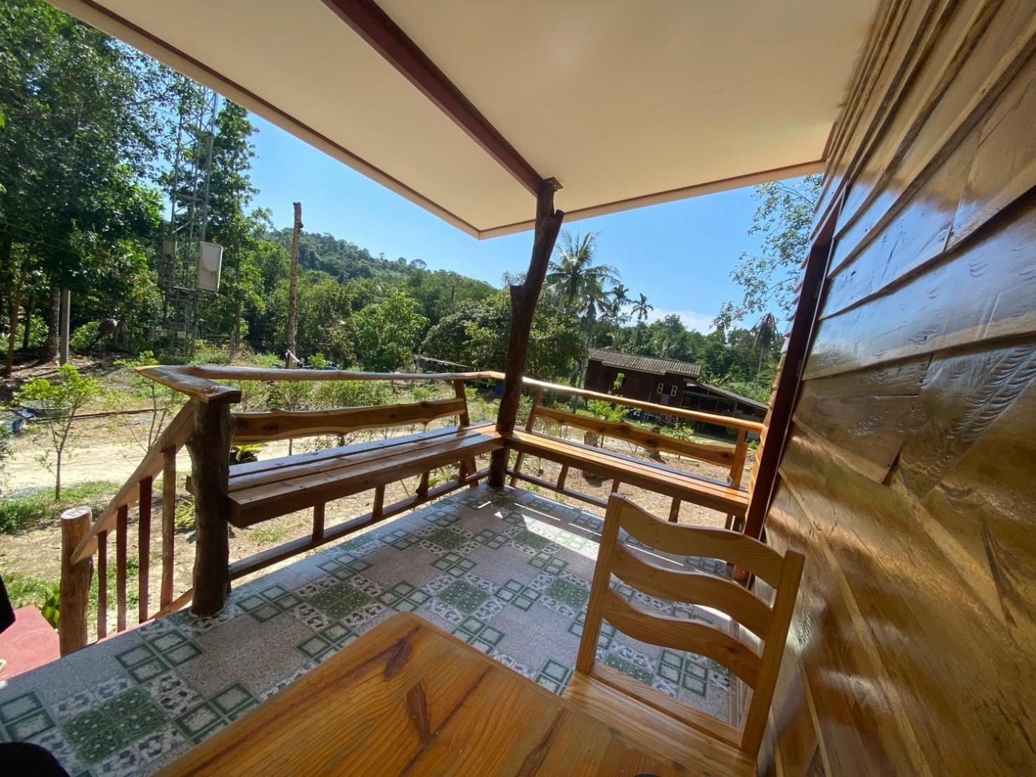 Baan Panseng Bungalow Ko Kut Buitenkant foto