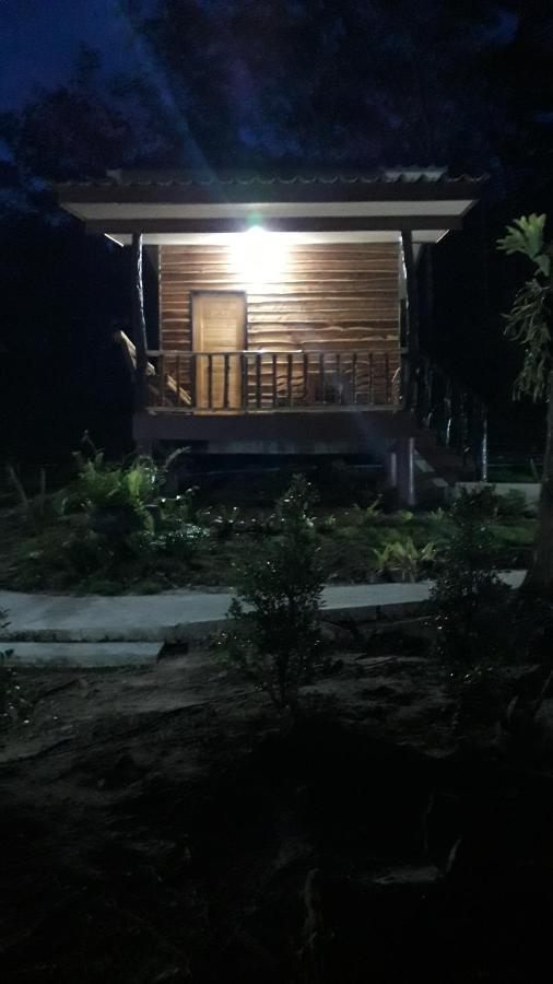 Baan Panseng Bungalow Ko Kut Buitenkant foto